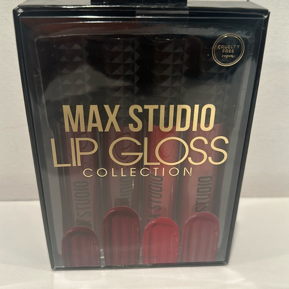 Max Studio Lip GlossCollection with 4 cruelty free lip gloss. - Picture 1 of 3